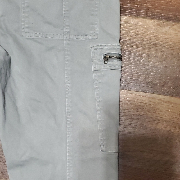 Anthropologie Gray Straight Leg Pants Modern Style - Picture 10 of 11